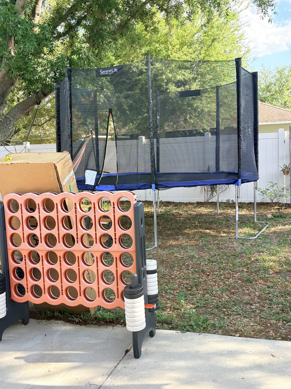 SereneLife Trampoline Outdoor with Enclosure Net, Ladder and Anti-Rust Coating - ASTM Approved Recreational Trampoline customer photo 1