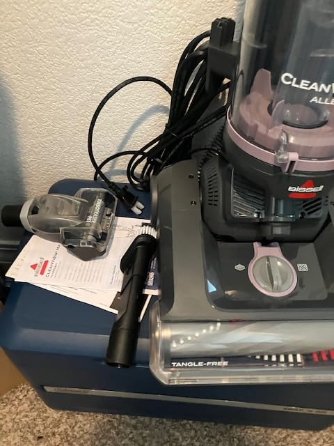 Bissell CleanView Max Allergen Upright Vacuum with HEPA Filtration, Tangle-Free Brush Roll, TurboEraser Pet Tool, 4377 customer photo 1