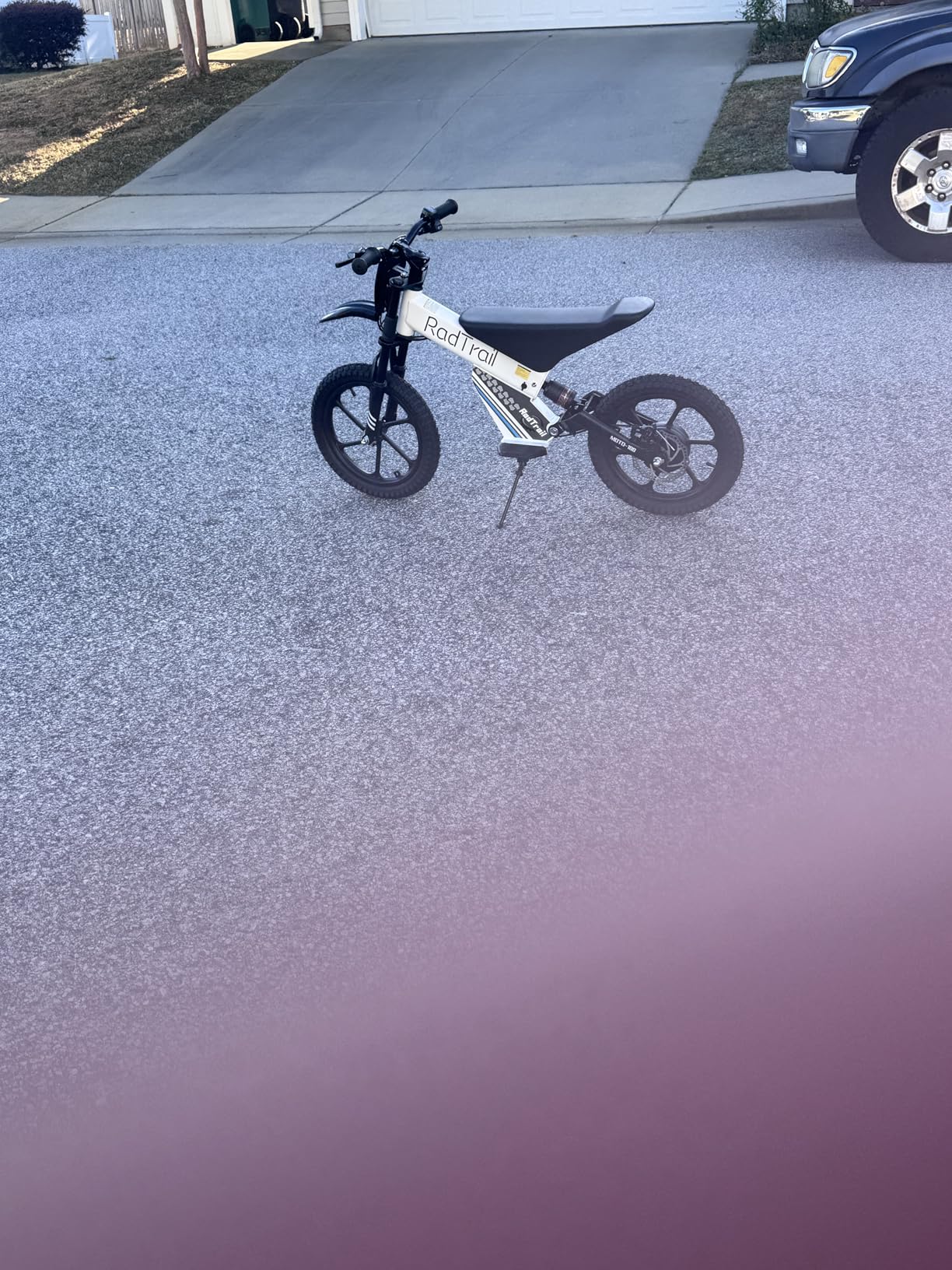 36V Peak 500W Brushless Electric Dirt Bike for Kids, Up to 16 MPH & 16 Miles Long-Range, Dual Suspension, Disc Brake, Pneumatic Tires, Electric Bike for Kids Ages 5+ customer photo 2