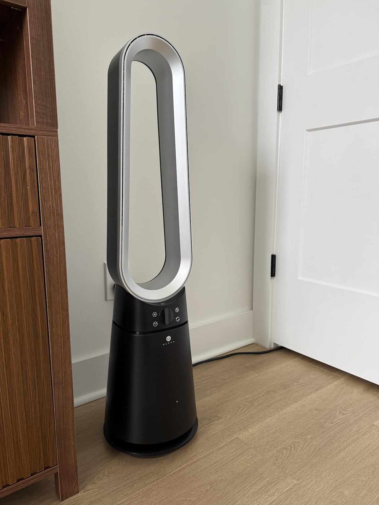 ULTTY Bladeless Fan for Bedroom, 20 Speeds & 3 Modes, Standing Fan with Remote, 8H Timer, 38