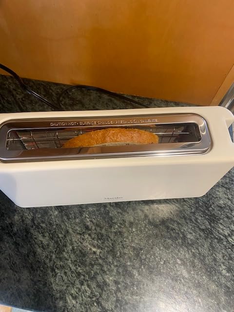 Martha Stewart 2 Slice Long Slot Toaster, Extra Wide for Sourdough & Bagels, 10 Setting Shade Control, Removable Crumb Tray, Self-Centering Design, Defrost/Reheat, Cancel, Slim Space-Saving, Caviar customer photo 1