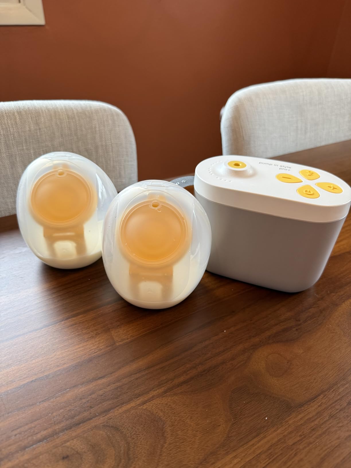 New Medela Pump in Style Pro+ Hands-Free Breast Pump, Rechargeable, Wearable, Hospital Grade Breastpump customer photo 1