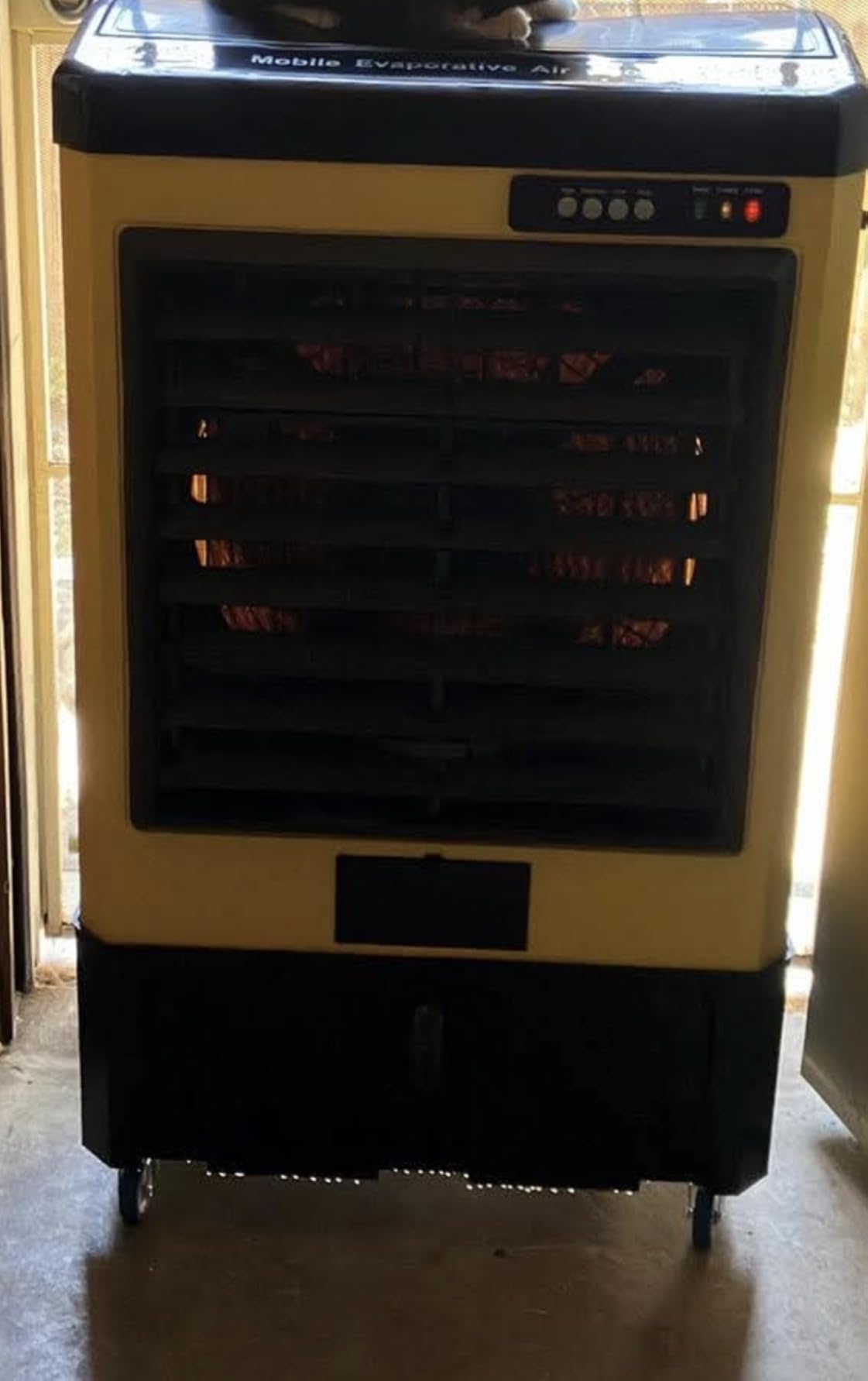 Uthfy 4800 CFM Swamp Cooler, 40IN Evaporative Air Cooler with 10.6 Gal Water Tank, 3 Speeds, 120°Oscillation, 3 Ice Packs, Outdoor Garage Air Conditioner for Patio, Yard, Factory customer photo 1