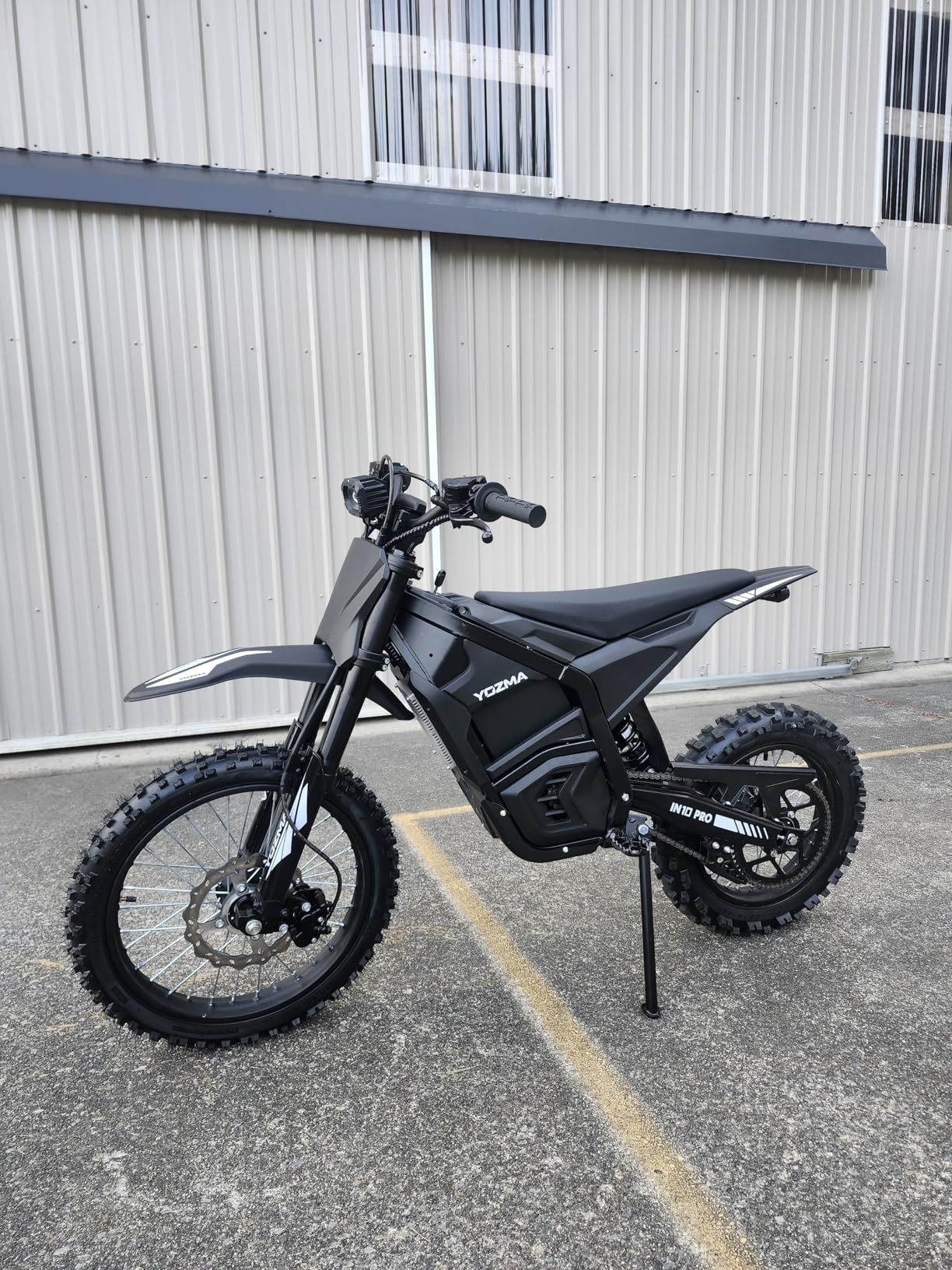 Yozma IN10 Pro Electric Dirt Bike, 5500 Peak Mid-Drive Motor, 50 Mph Max Speed Ebike, 60V 27AH Battery with 60 Miles Max Range, 17''/14'' Off-Road Tires, Hydraulic Brakes & Dual Shock Absorption customer photo 2