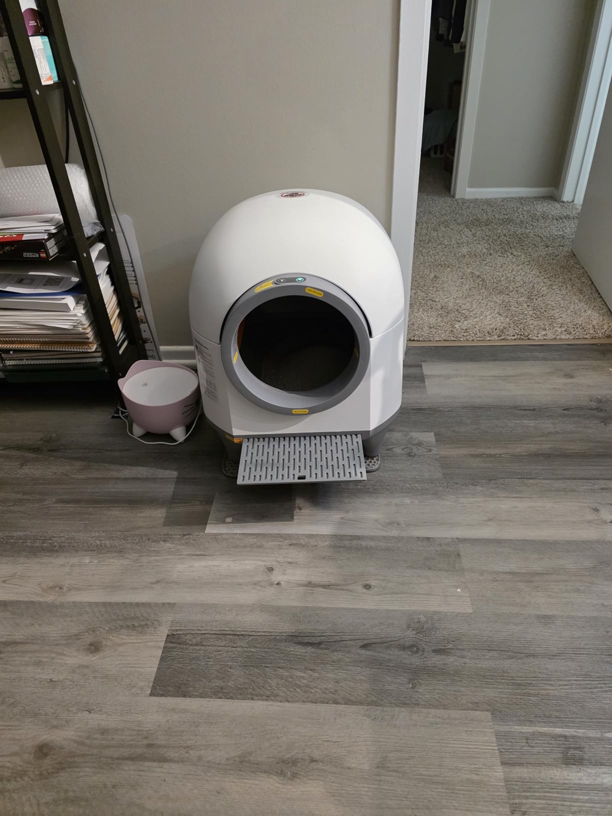 Greesum Smart Self-Cleaning Cat Litter Box, Fully Enclosed Automatic Litter Box with App Control, Safety Sensors& Large Capacity for Multi-Cat Homes, Includes Waste Bags & Mat customer photo 1