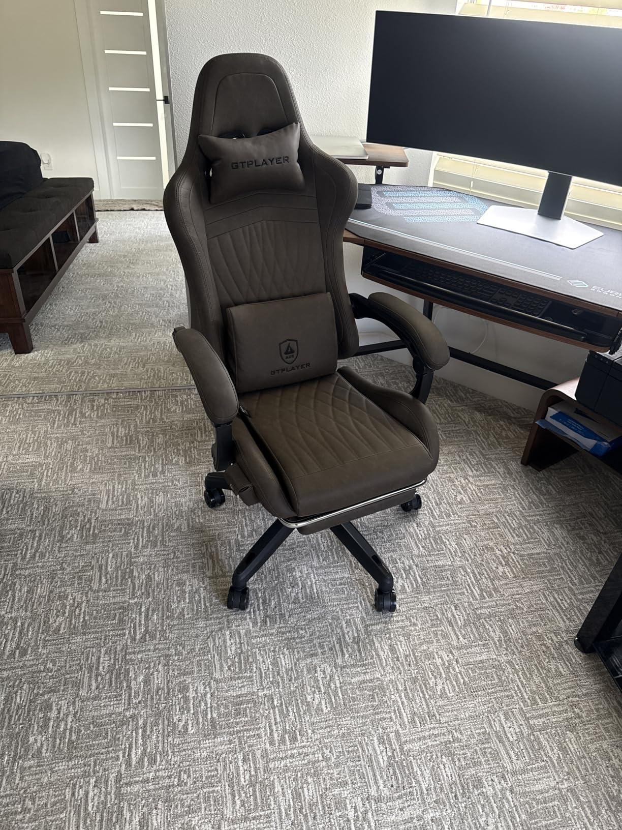 GTPLAYER Gaming Chair for Adults, Ergonomic Computer Game Chairs with Speakers, Footrest & Linkage Armrest, Reclining High Back Silla Gamer for Home Office, Ace Pro, Off-White customer photo 2