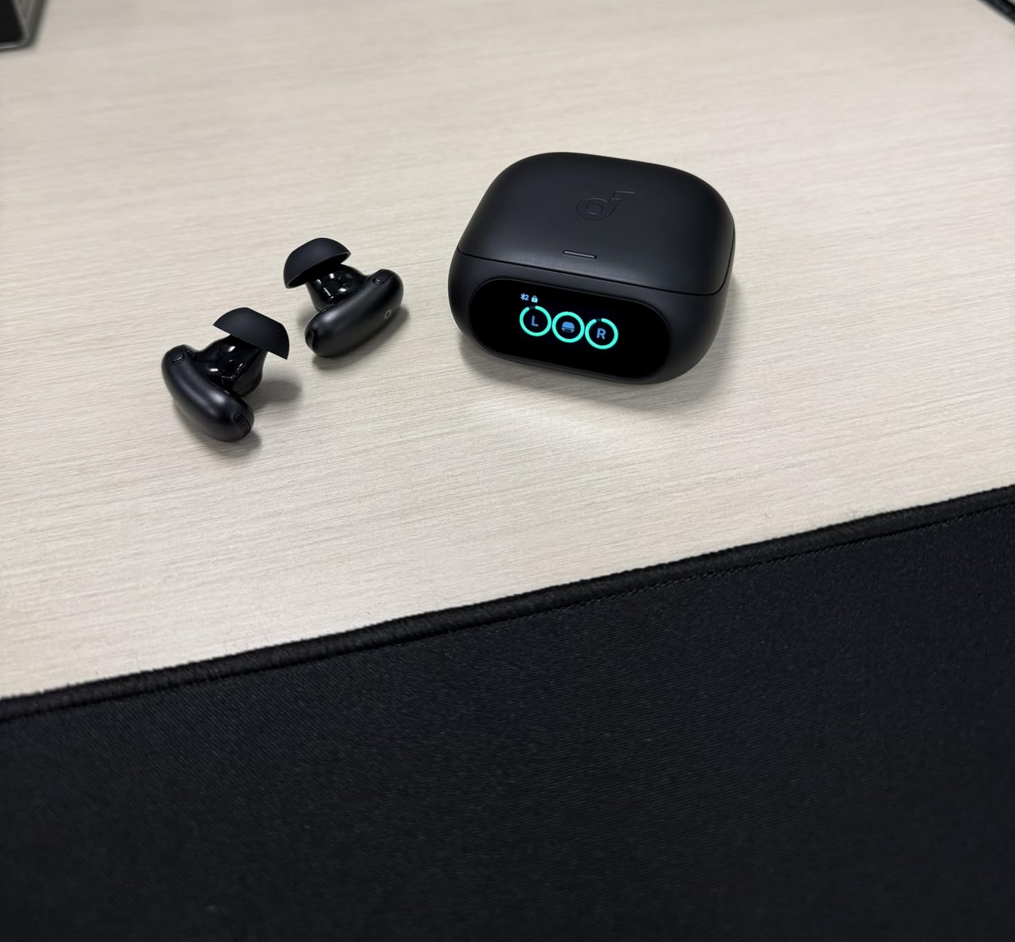 Soundcore Liberty 5 Pro, Guinness World Records-Certified Call Quality, Anker Thus AI Chip, Active Noise Cancelling Wireless Earbuds, Crystal-Clear Calls for Commute, Noisy Environments customer photo 1