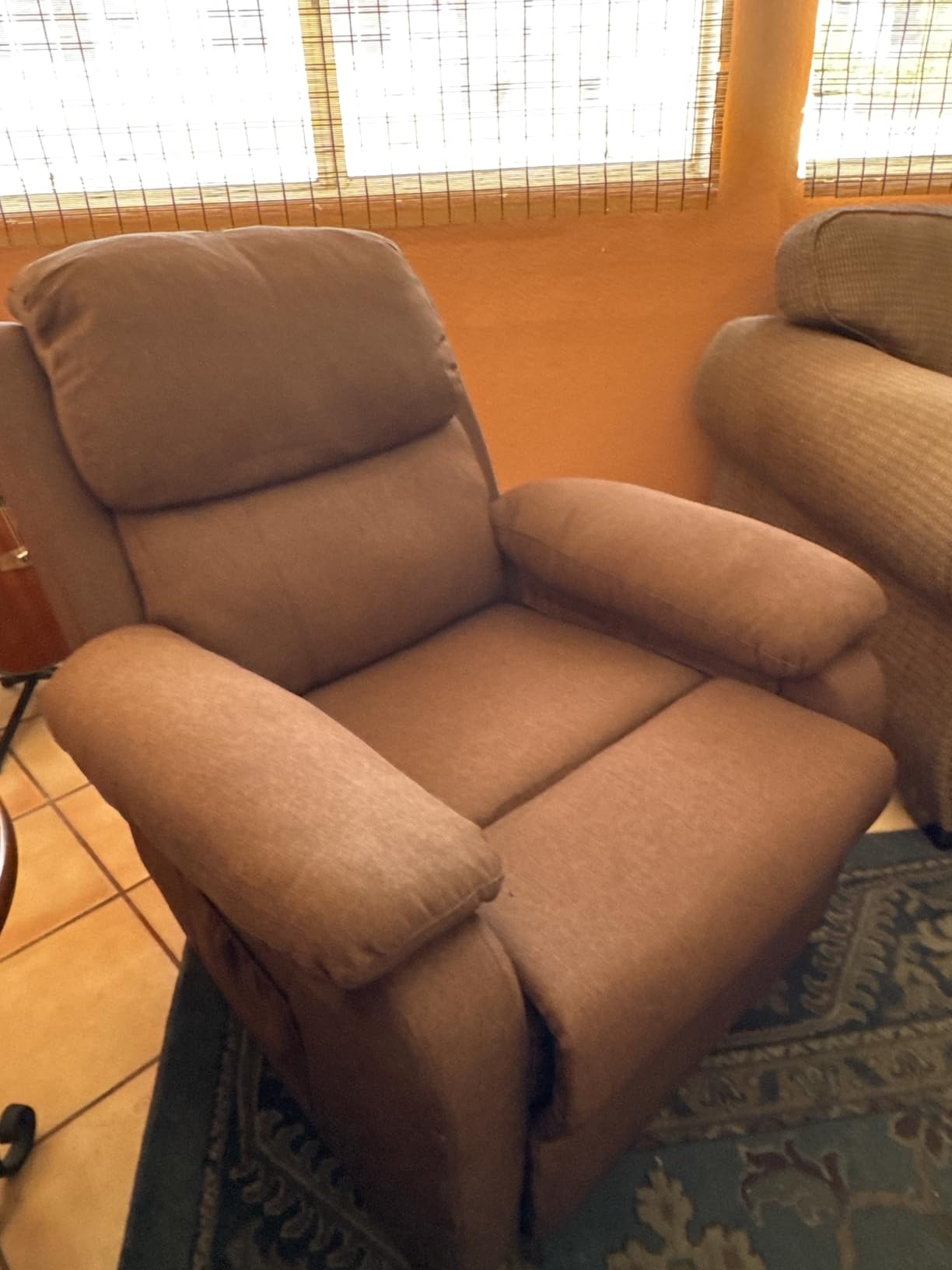 Korser Recliner Chair, 360 Swivel Rocker Chair for Adults, Small Rocking Recliner for Small Spaces, Upholstered Fabric Glider Recliner Nursery customer photo 1