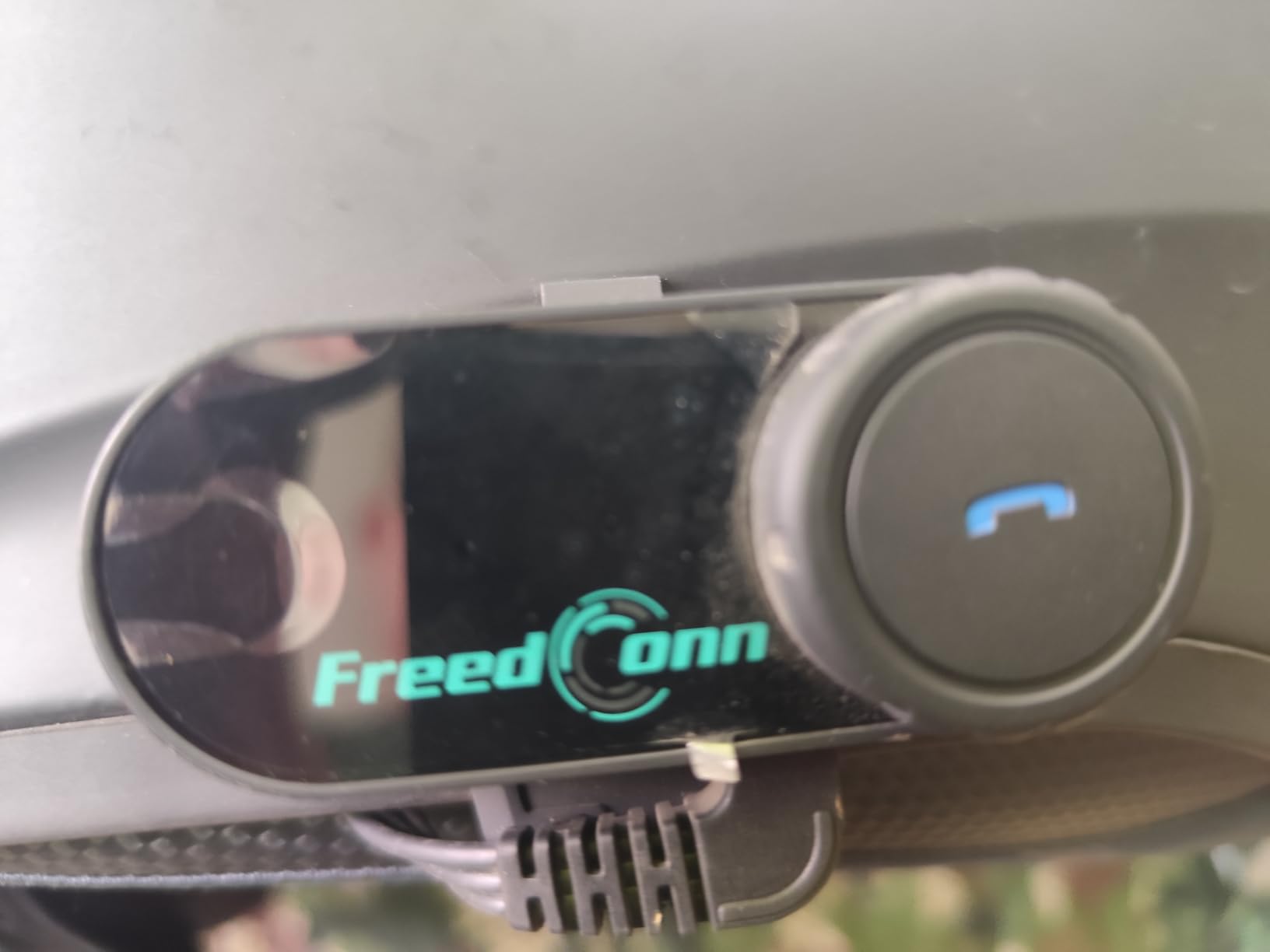 FreedConn TCOM VB Motorcycle Bluetooth Headset, 2-Way 800M Helmet Communication Systems, Motorbike Bluetooth Intercom, FM/BT5.0/Siri/2 in 1 Mic, 2 Pack customer photo 1