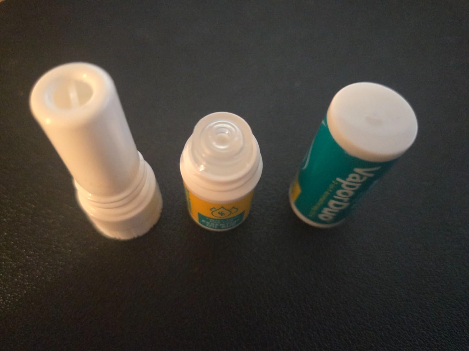 Mentholatum Vaporduo (1 Pack) - 2-in-1 Aromatherapy Stick with Vapor Inhaler and Essential Oil Rub customer photo 2