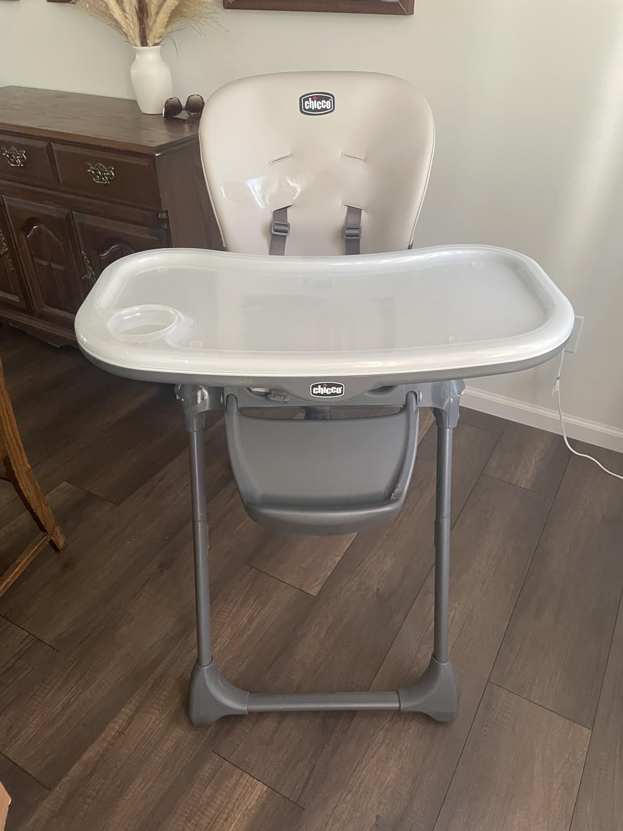 Chicco Polly Space-Saving Foldable High Chair with Easy-Clean Seat Pad, Multi-Position Recline and Height Adjustment, for Children up to 40 lbs., Taupe/Beige customer photo 2