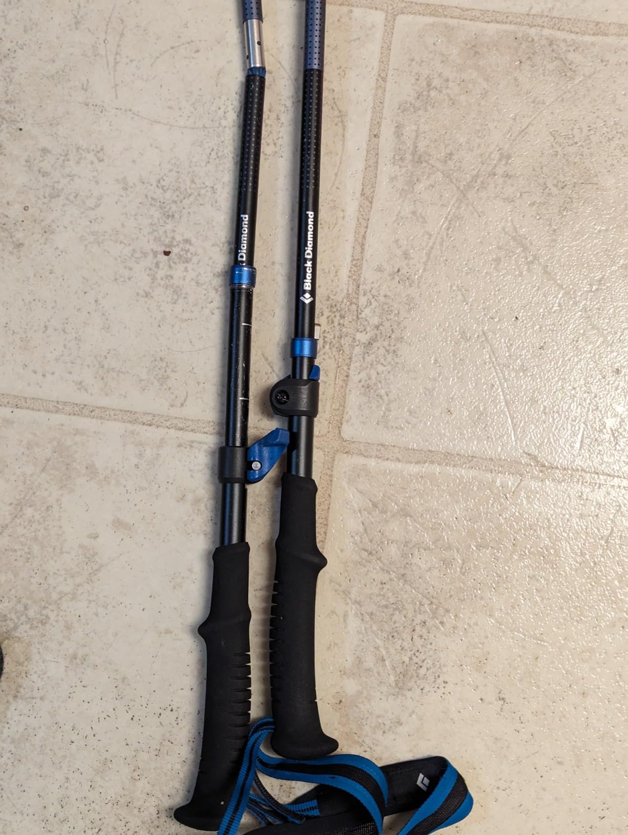 Black Diamond Distance Z Trekking Poles (Pair) - Ultralight - Foldable Z-Pole Design customer photo 2