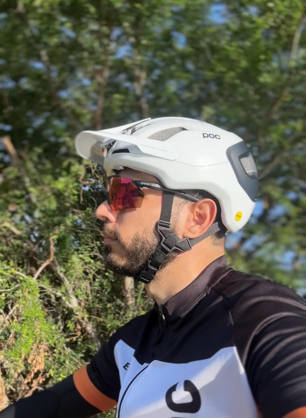 POC Axion Race MIPS Bicycle Helmet - Tuned Protection for Trail Riders with Patented Safety Technology customer photo 1