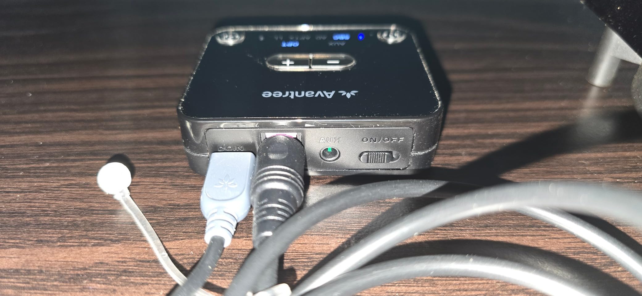 Avantree Audikast 3 - Bluetooth 5.3 Transmitter for TV Audio via Optical & AUX Outputs Only, aptX Adaptive, Dual Headphone Connection, 100ft Range customer photo 2