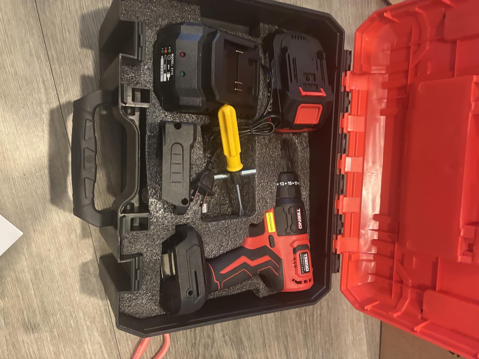 TEENO Brushless Power Tool Combo Kit, 6-in-1 Cordless Interchangeable Multi-Tool Set (Drill, Impact Wrench, Oscillating Tool, Reciprocating & Chain Saws, Sander), 3Ah Battery, USB Adapter & Hard Case customer photo 2