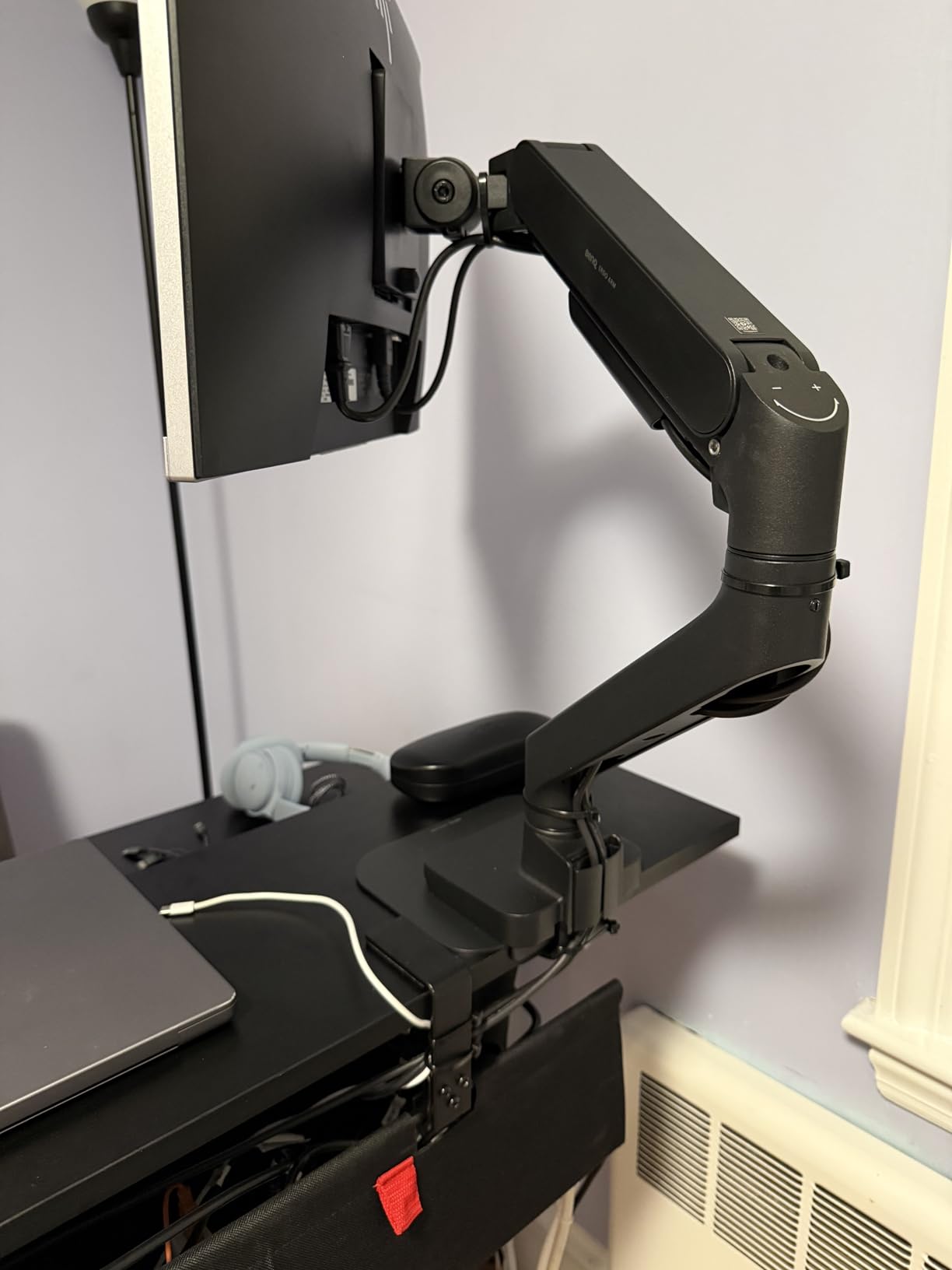 BenQ BSH01 Ergo Monitor Arm - Gas Spring Monitor Stand for Up to 45