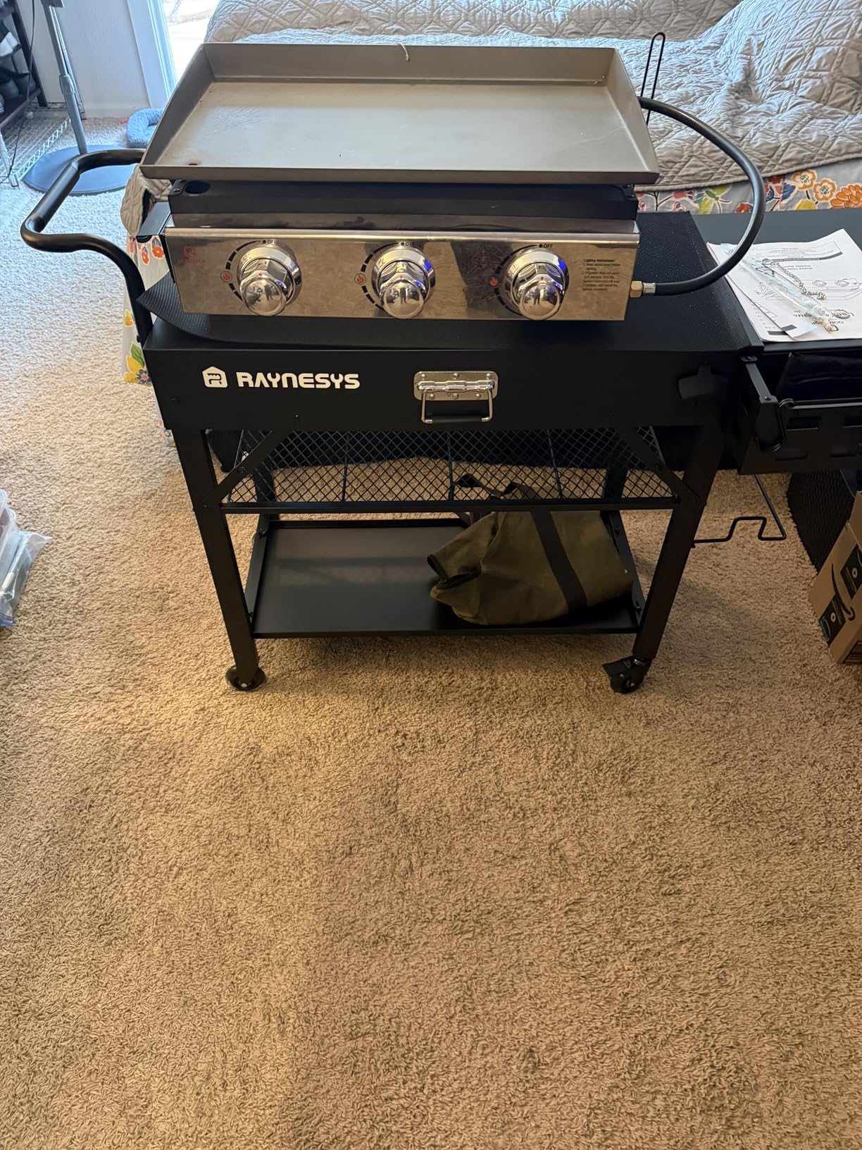 Raynesys Outdoor Grill Cart, 440lbs Outdoor Grill Table, 31x17 inch Blackstone Griddle Stand, Portable Folding Cart with Wheels, 2-Tier Storage Rack & Side Storage Box (Black) customer photo 1