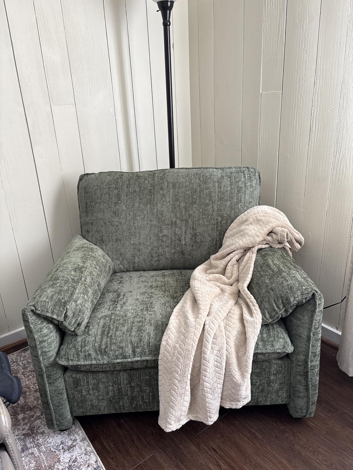 ONBRILL Oversized Accent Chair, 41 Inch Chenille Fabric Armchair, Comfy Single Sofa Chair with Padded Arms, Pocket Spring Cushion, Modern Reading Chair for Living Room, Bedroom, Green customer photo 2