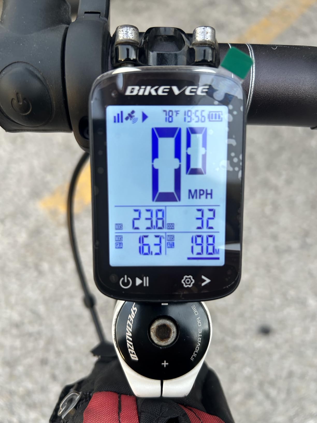 GPS Bike Computer Wireless Cycling Computer with Auto Backlight, Bicycle Speedometer Odometer, Waterproof GPS Speed Tracker for Road Mountain Bikes customer photo 1
