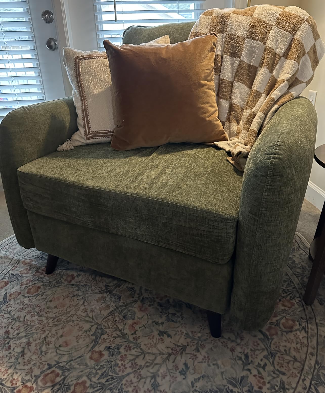 Rexulqo Oversized Accent Chair with All Seats Storage, Comfy Living Room Chairs with 2 Throw Pillow, Upholstered Mid-Century Armchair, 24.5'' Deep Seat, Reading Chair for Bedroom, Office, Chenille, Khaki customer photo 1