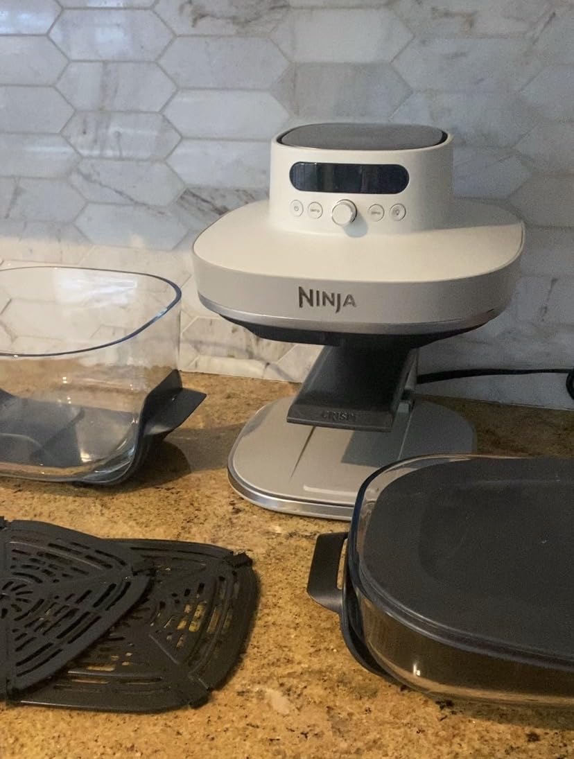 Ninja Crispi Pro 6-in-1 Glass Air Fryer | With Nontoxic, 6qt & 2.5qt Containers & Lids | Microwave, Freezer, Dishwasher Safe | 450F Max Temp | 1800 Watt | Cyberspace | AS101CY customer photo 2