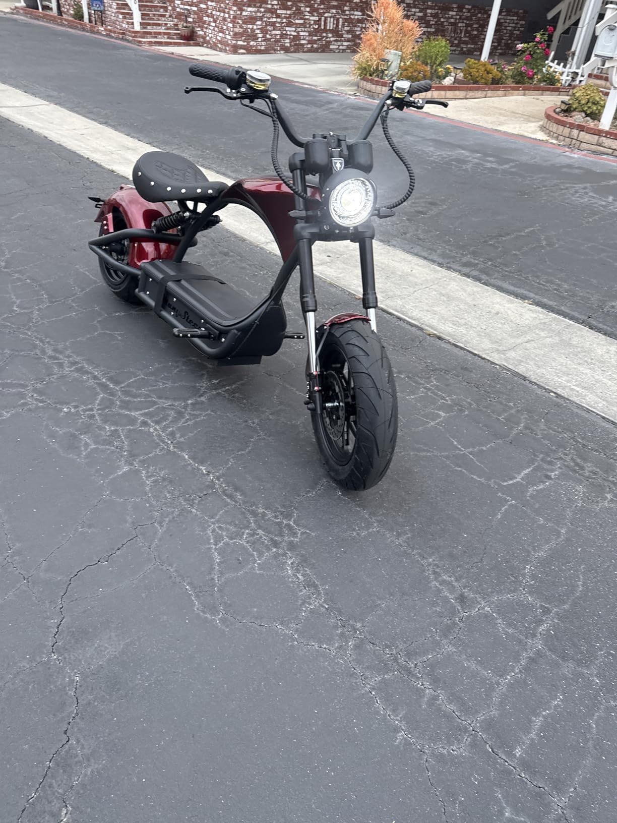 eAhora Upgraded M1P Pro Peak 6000W 50MPH Electric Motorcycle for Adults 55 Miles Long Range 60V 42AH 2 Persons Electric Moped Dual Batteries 110 Miles Dual Hydraulic Brake Street Legal Motorcycle customer photo 2
