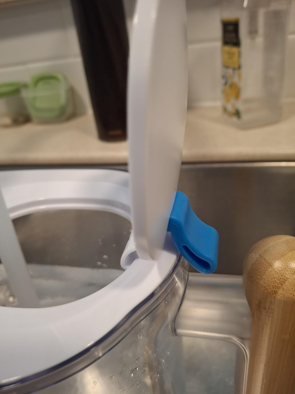Epic Pure XP Water Filter Pitcher with Advanced CoreXchange Filter | NSF Certified | Removes PFAS, Lead, Chlorine & More | BPA-Free | Made in USA (White & Bamboo) customer photo 1