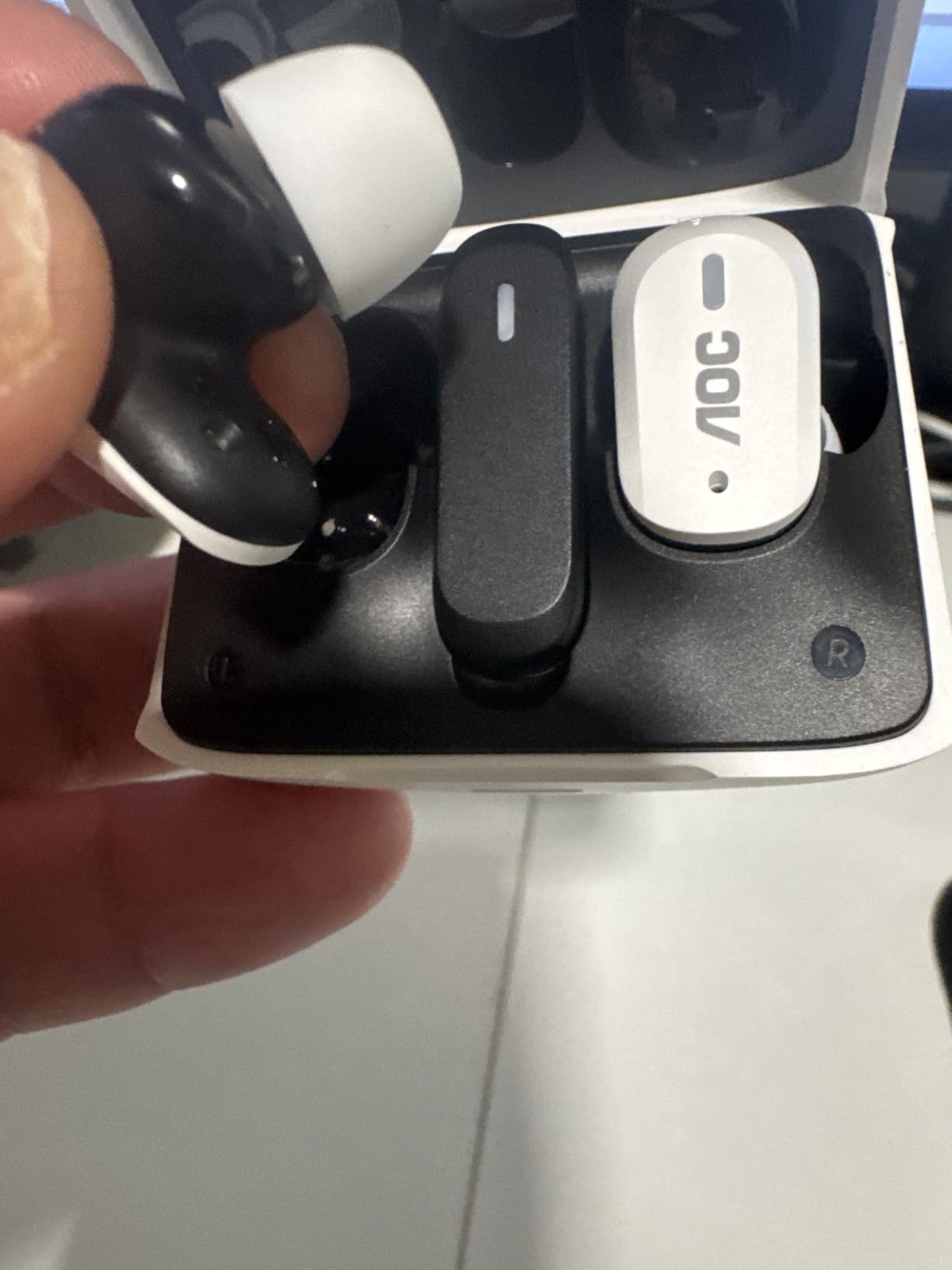 AOC ACT3512 Wireless Gaming Earbuds for PS5 PC Switch, 2.4GHz USB-C Dongle & Bluetooth 5.3, 20ms Ultra-Low Latency, Noise Cancelling Mic, 32H Playtime customer photo 1