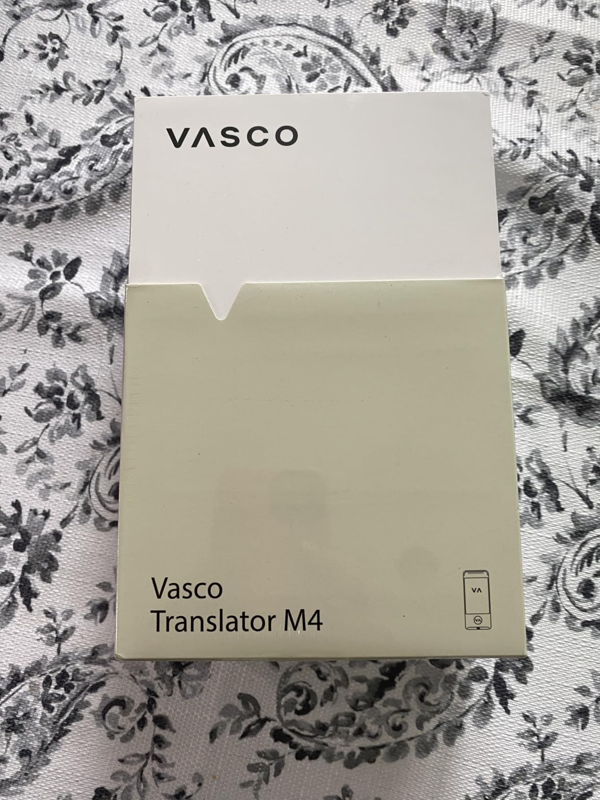 Vasco Translator M4 | AI Language Translator Device | 113 Languages | Automatic Mode | Free Lifetime Internet in Nearly 200 Countries | Matte Black customer photo 1