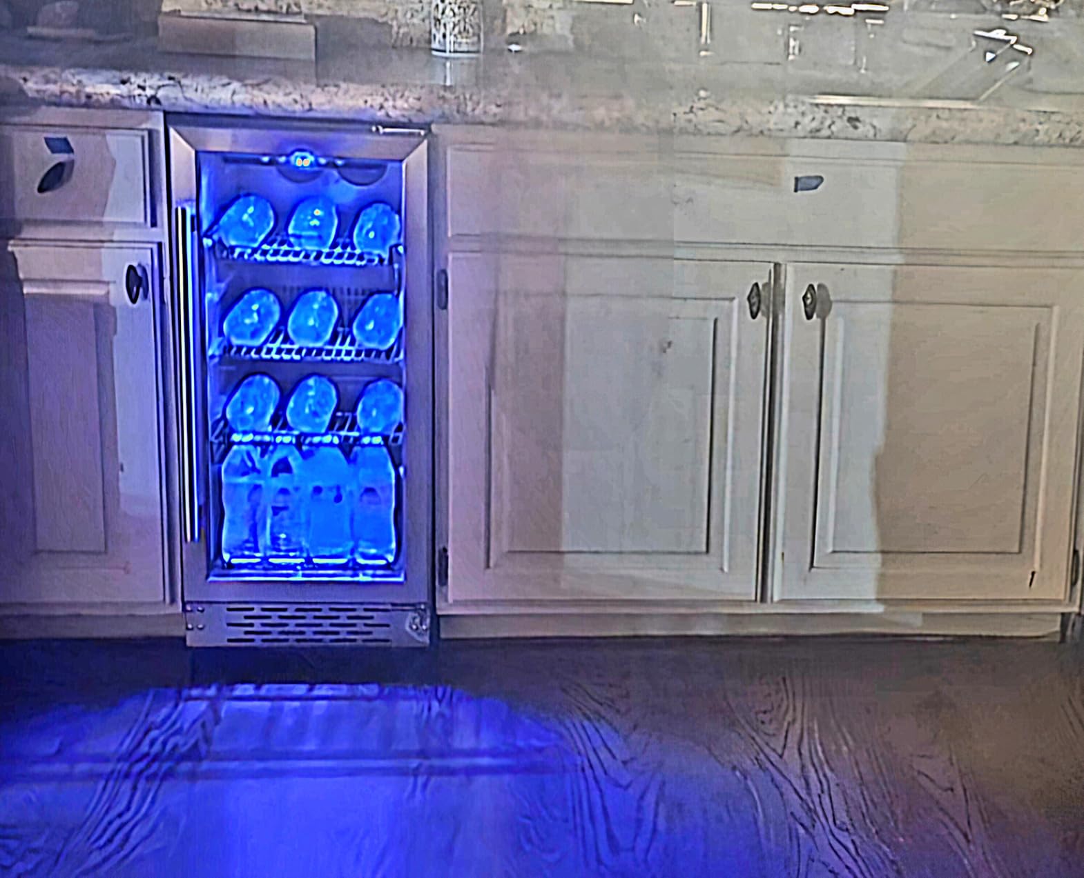 Phiestina Beverage Refrigerator 24 Inch, 172 Cans Indoor/Outdoor Undercounter Beverage Cooler Refrigerator Stainless Steel Beer Fridge with Safety Lock customer photo 1