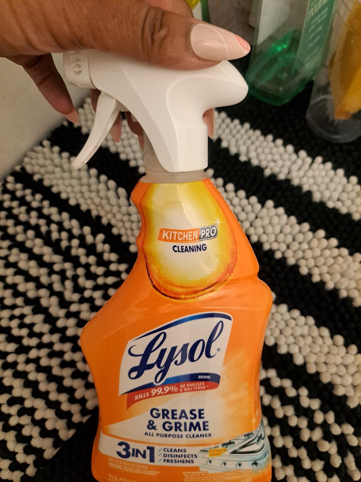 Lysol All Purpose Kitchen Cleaner Spray, For Grease & Grime, Citrus, 22 oz | Multipurpose Cleaner, Degreaser, Sanitizer & Disinfectant Spray, Multi-Surface Cleaner, Oven & Appliances, Cleaning Supplies customer photo 1