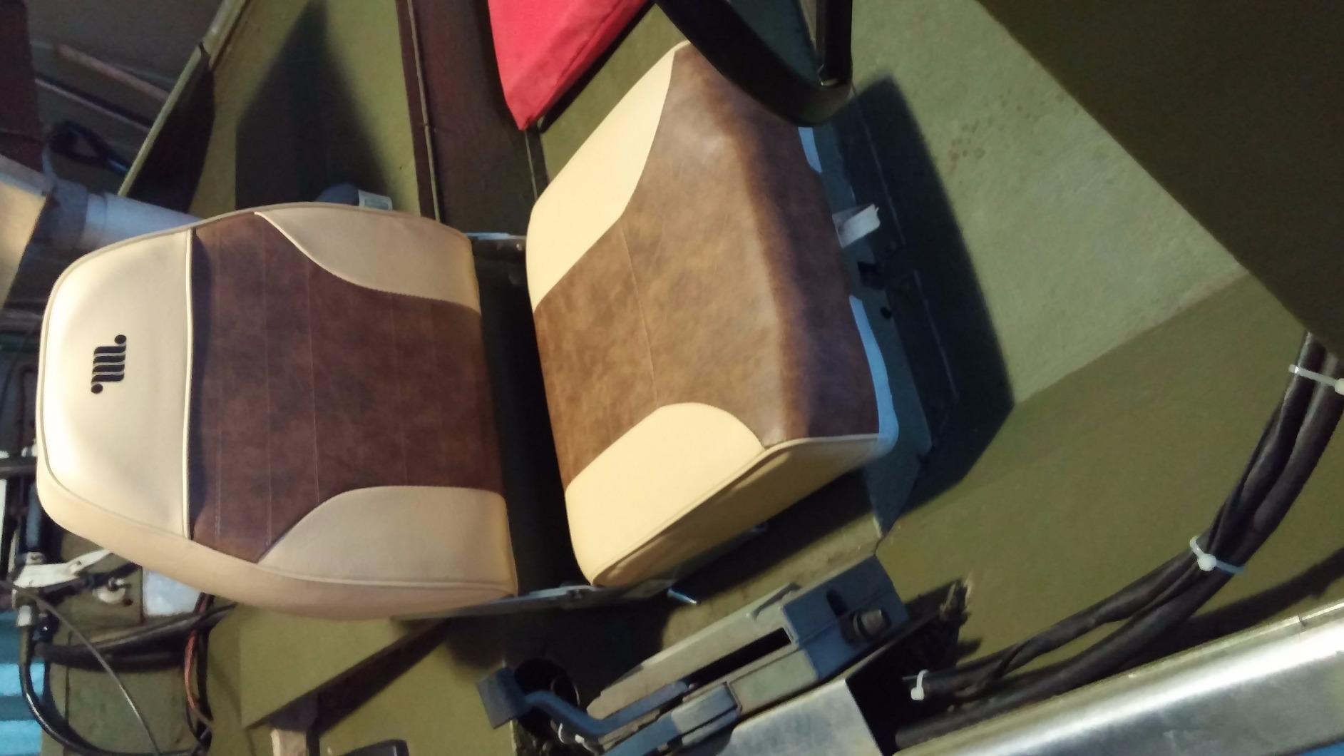 Wise Mid-Back Fishing Boat Seat with Logo customer photo 1
