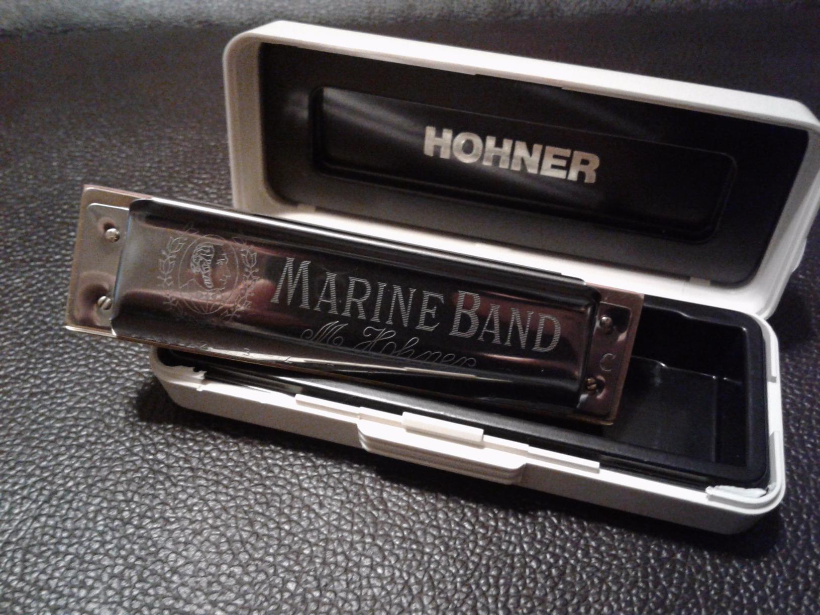 Hohner Marine Band 1896bx C Harmonica, Key of C | 0.9mm Brass Reedplates, Single Laquered Pearwood Comb, and Arched Stainless Steel Covers customer photo 1