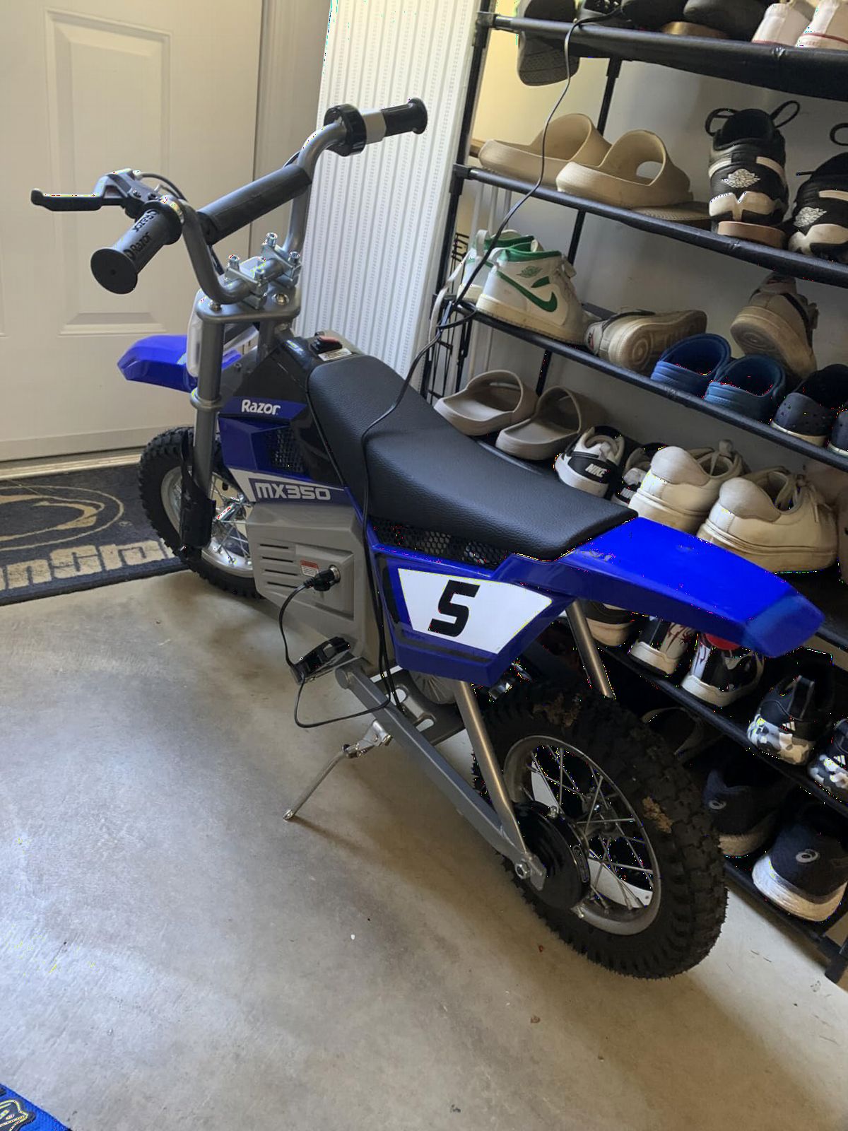 Razor MX350 Dirt Rocket Kids Ride On High-Torque 24V Electric Toy Motocross Motorcycle Dirt Bike, Speeds up to 14 MPH customer photo 2
