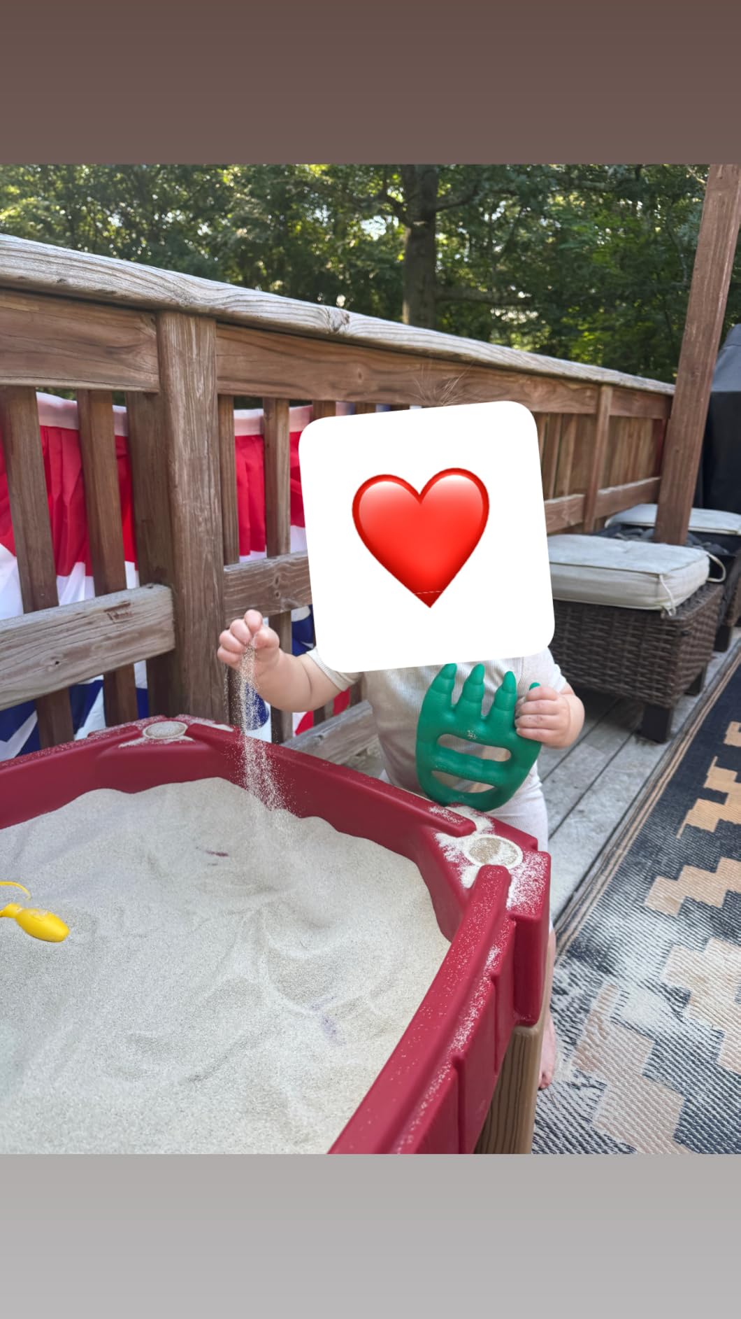 Step2 Naturally Playful Sand Table, Kids Sand Activity Sensory Table, 5 Piece Accessory Kit, Toddler Summer Outdoor Toys, 2+ Years Old customer photo 1