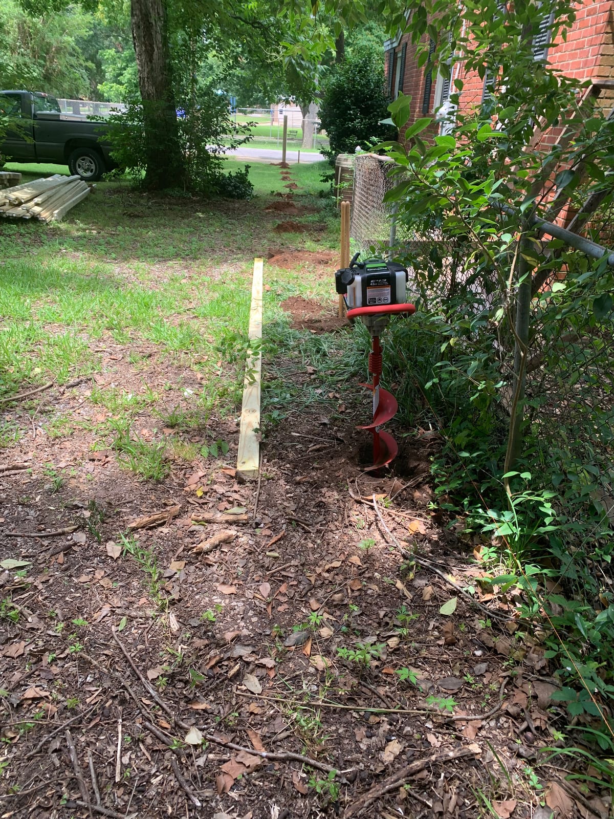 EARTHQUAKE E43 1-Person Earth Auger Powerhead with 43cc 2-Cycle Viper Engine customer photo 1