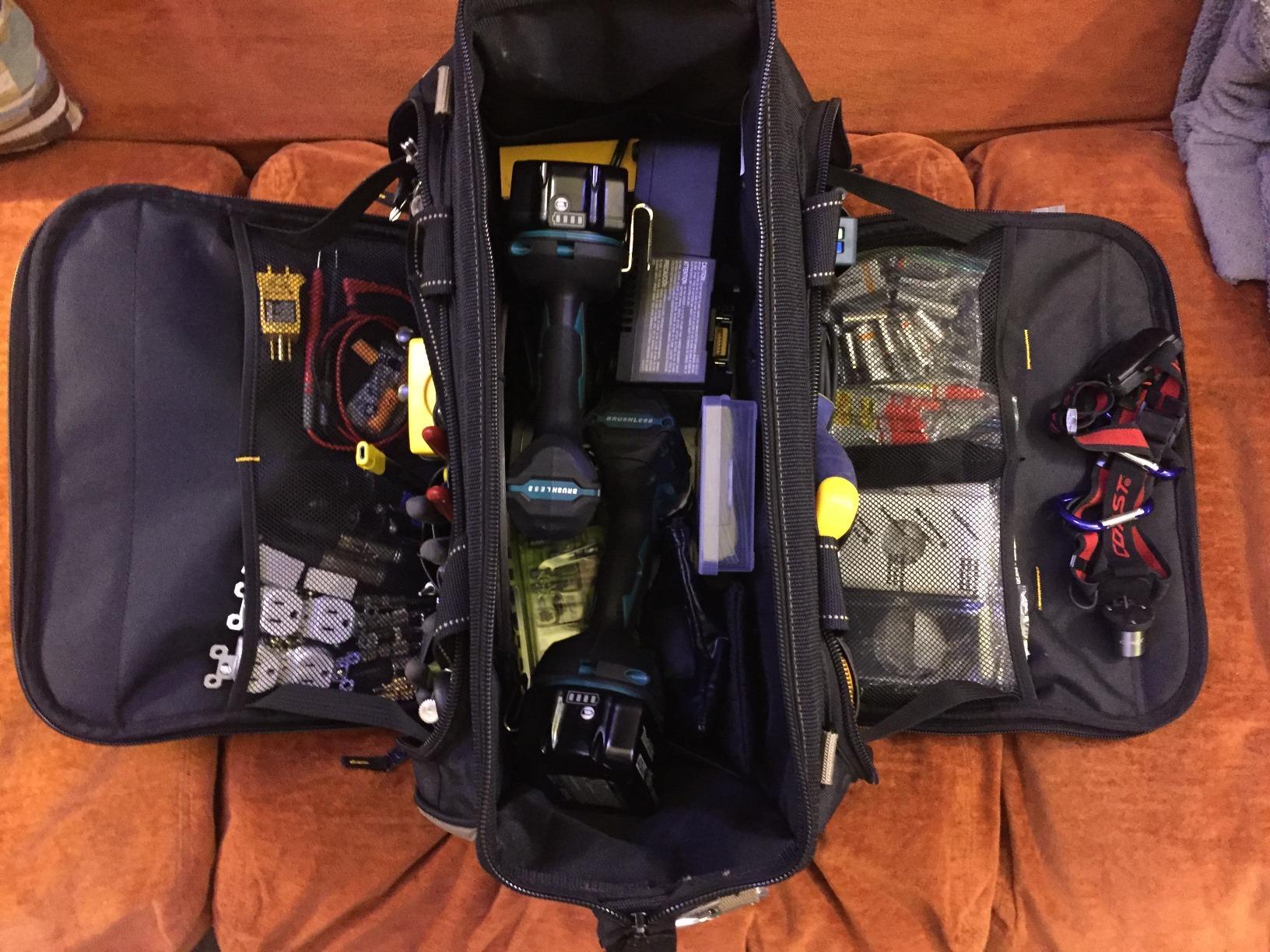 Custom Leathercraft1539 Multi-Compartment 50 Pocket Tool Bag customer photo 1