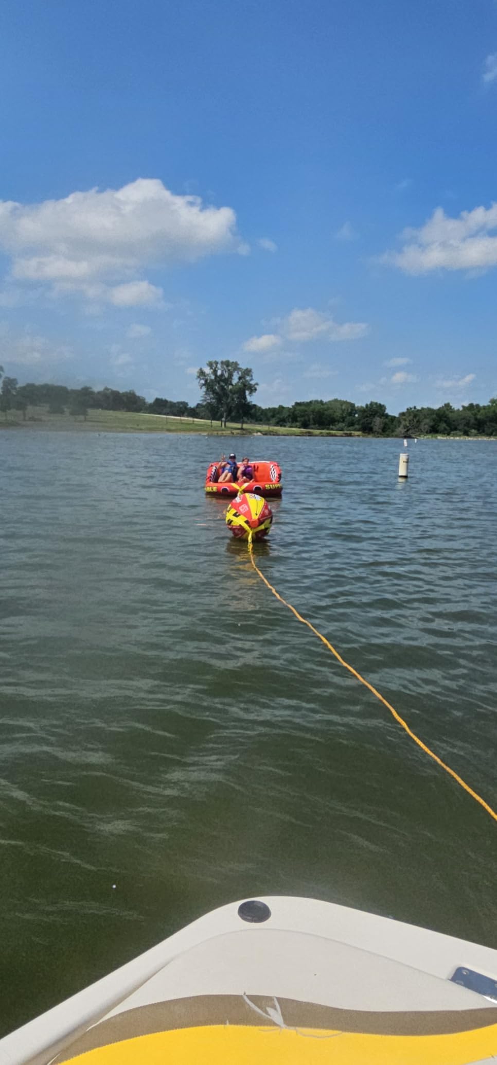 Airhead Mable Towable Tube for Boating, 1-4 Rider Inflatable Boat Tube for Water Tubing, Heavy Duty Full Nylon Cover, EVA Foam Pads, Dual Tow Point, Patented Speed Safety Valve customer photo 1