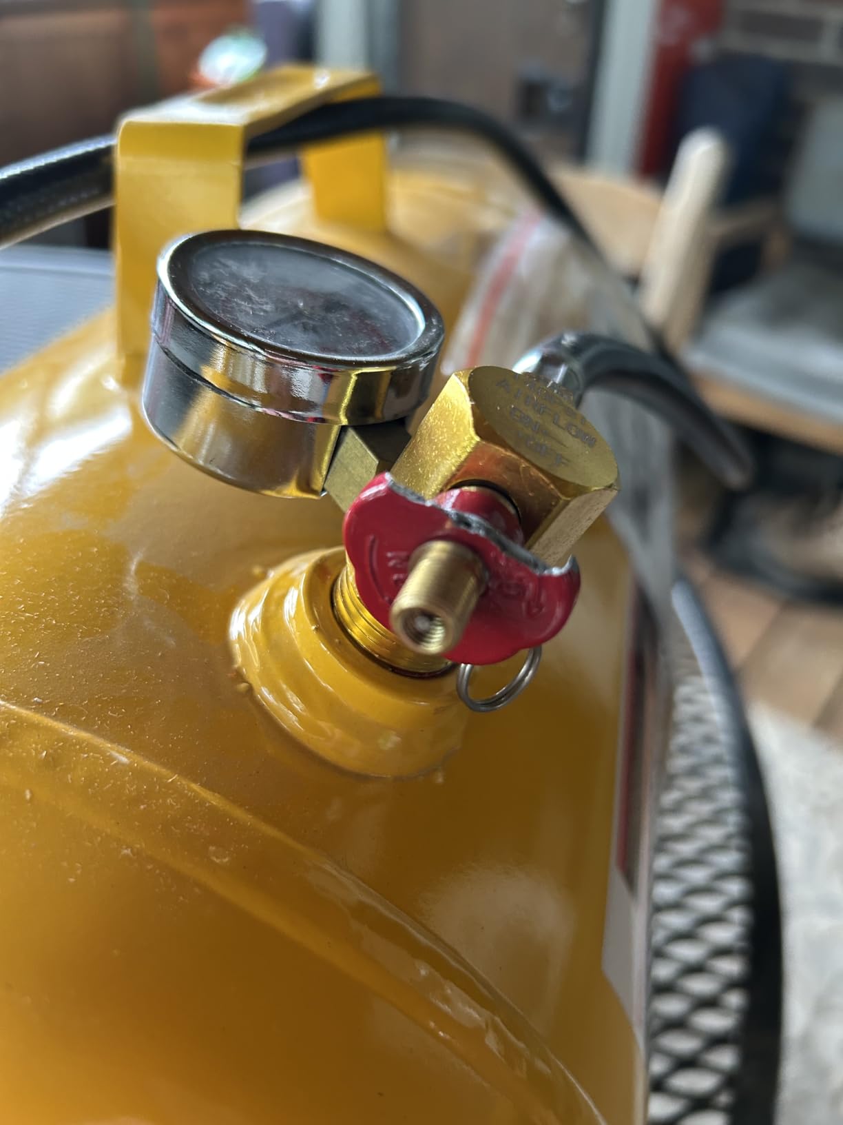 Performance Tool W10005 5-Gallon Portable Horizontal Air Tank | 125 PSI max pneumatic compressed air tank customer photo 2