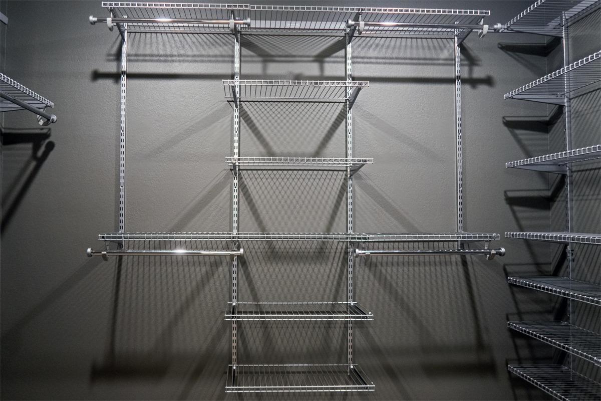 Rubbermaid Configurations Deluxe Custom Closet Kit 3-6 Ft. Adjustable Metal Wire Shelving White Finish Expandable Organization System Hardware Included for Home Closet/Pantry/Laundry/Mudroom customer photo 1
