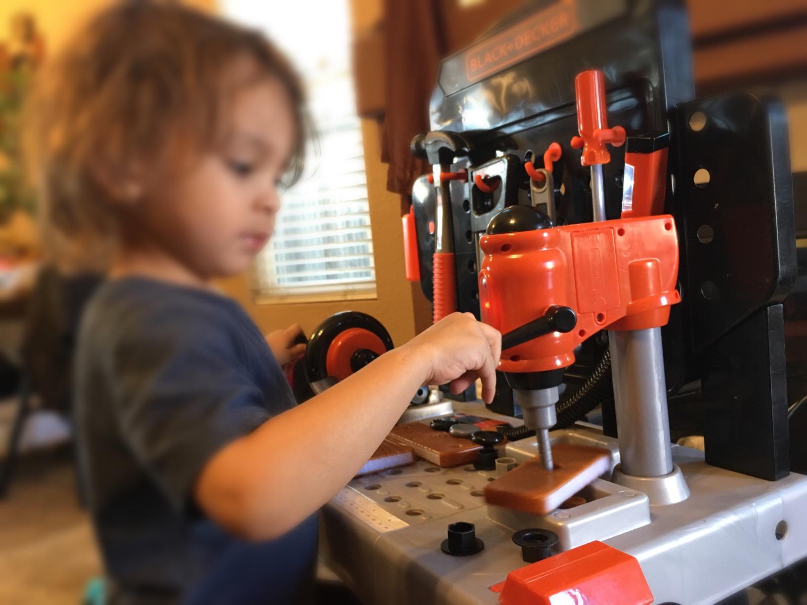 JAKKS Pacific Black+Decker Kids Workbench - Power Tools Workshop - Build Your Own Toy Tool Box - 75 Realistic Toy Tools and Accessories customer photo 1