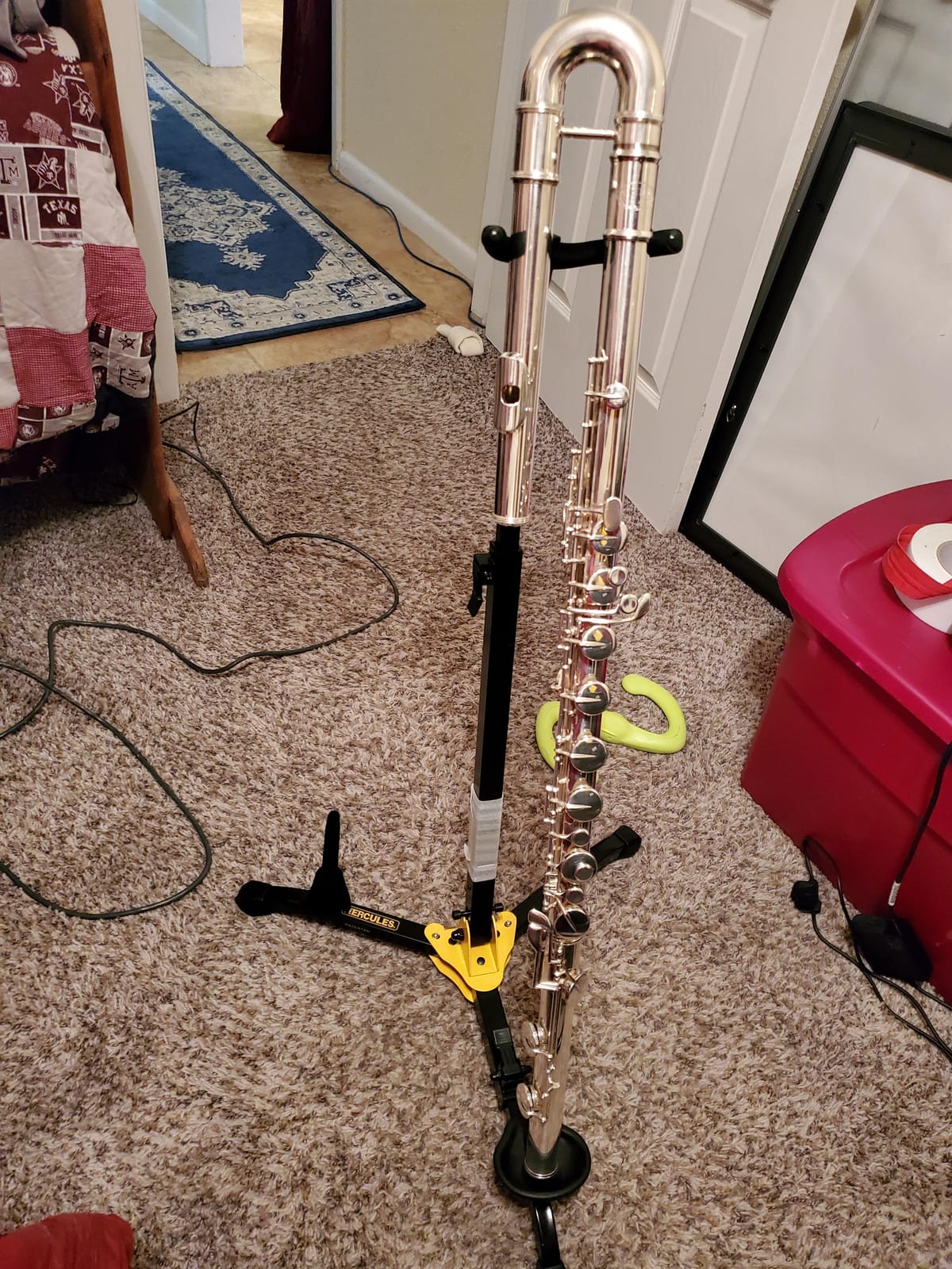 Hercules DS561B Basson/Bass Clarinet Stand customer photo 1
