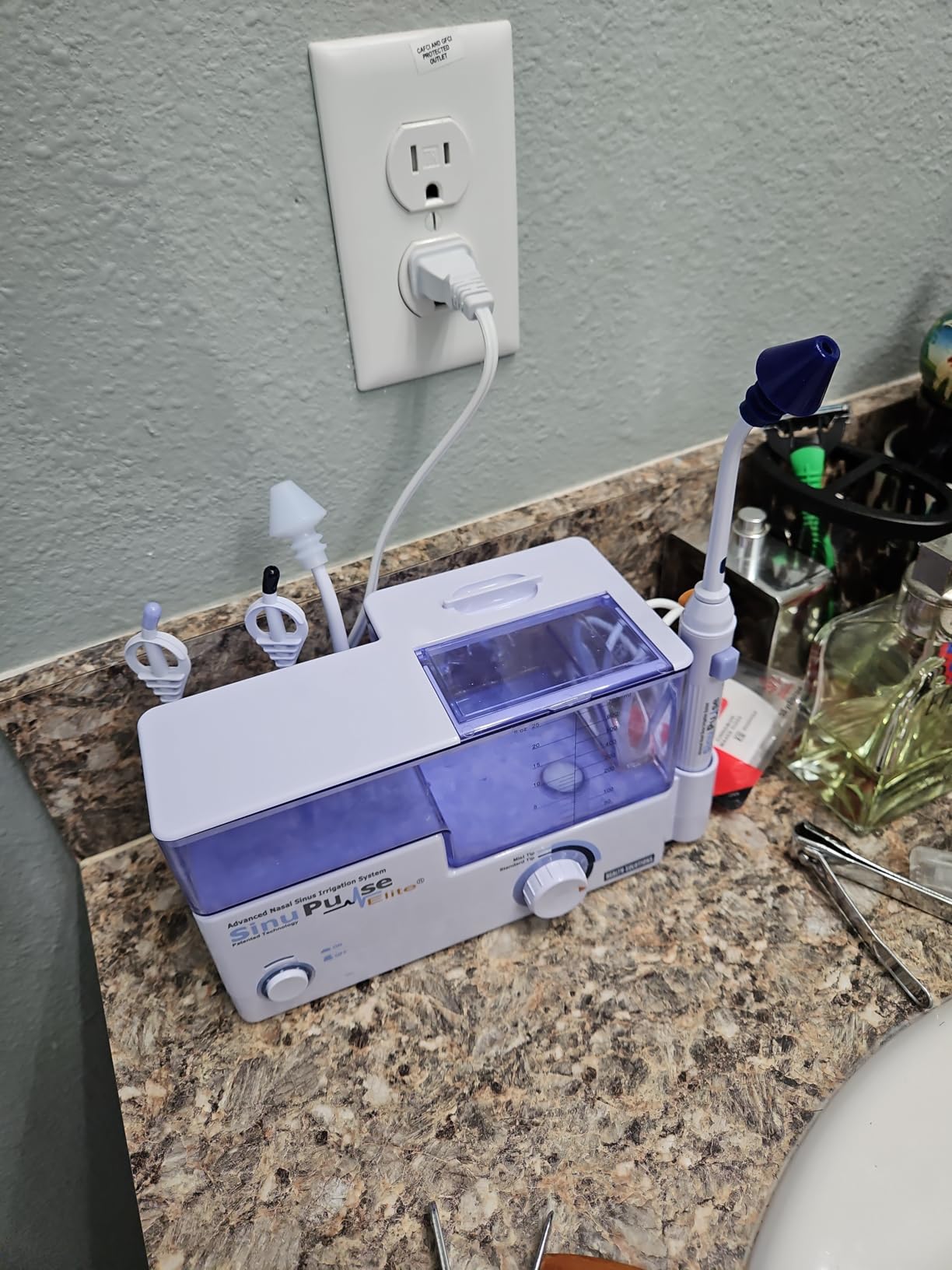 SinuPulse Elite Pulsating Nasal Irrigation System, 30 SinuAir Packets customer photo 1