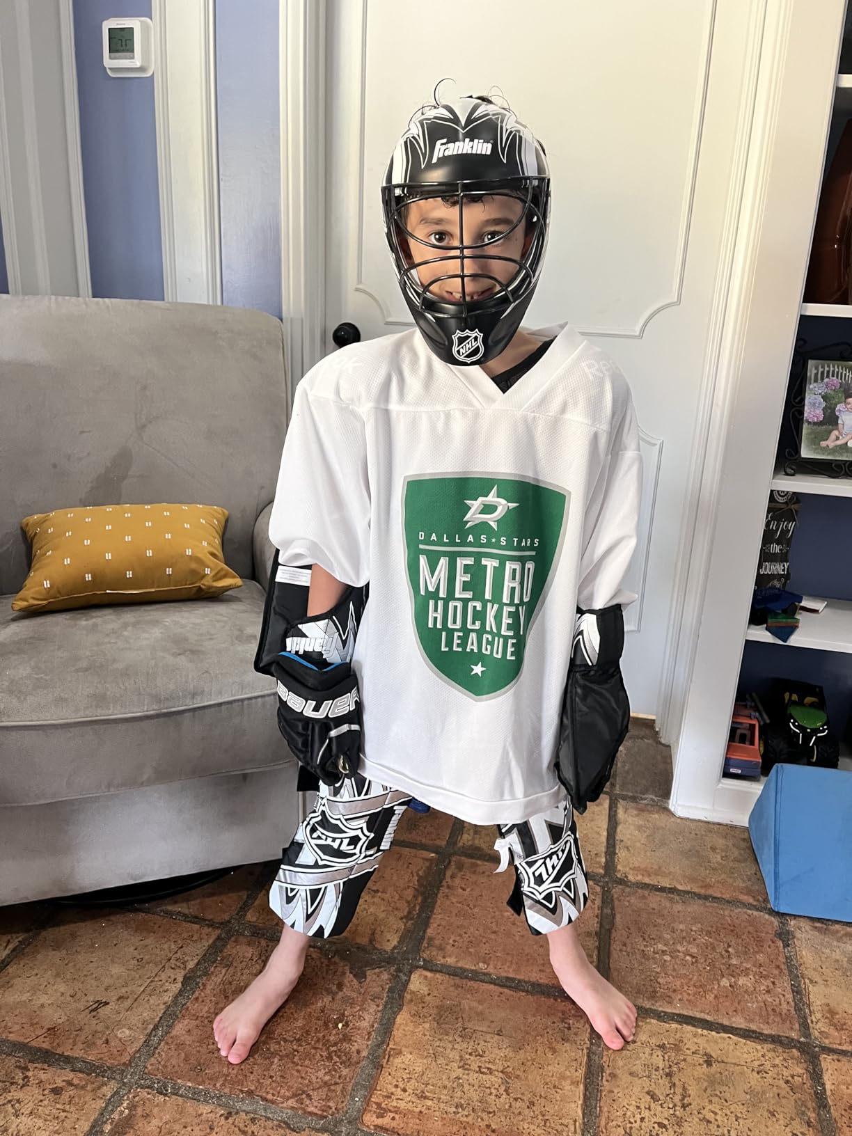 Franklin Sports NHL Youth Knee Hockey Goalie Pads + Helmet Set - Kids Knee + Mini Hockey Goalie Gear + Equipment customer photo 1