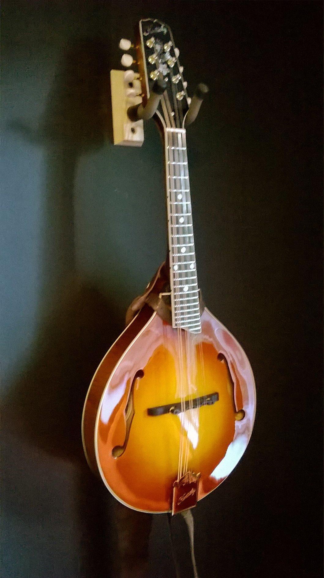 Kentucky KM-505 Artist A-Model Mandolin, Amberburst customer photo 1