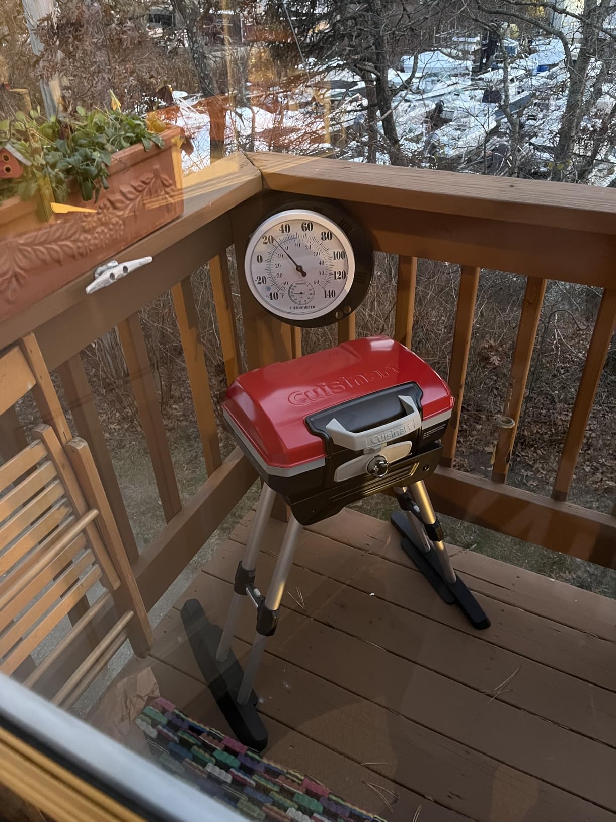 Cuisinart Gas Grill with VersaStand, Petite Gourmet, Portable, 5,500 BTU customer photo 1