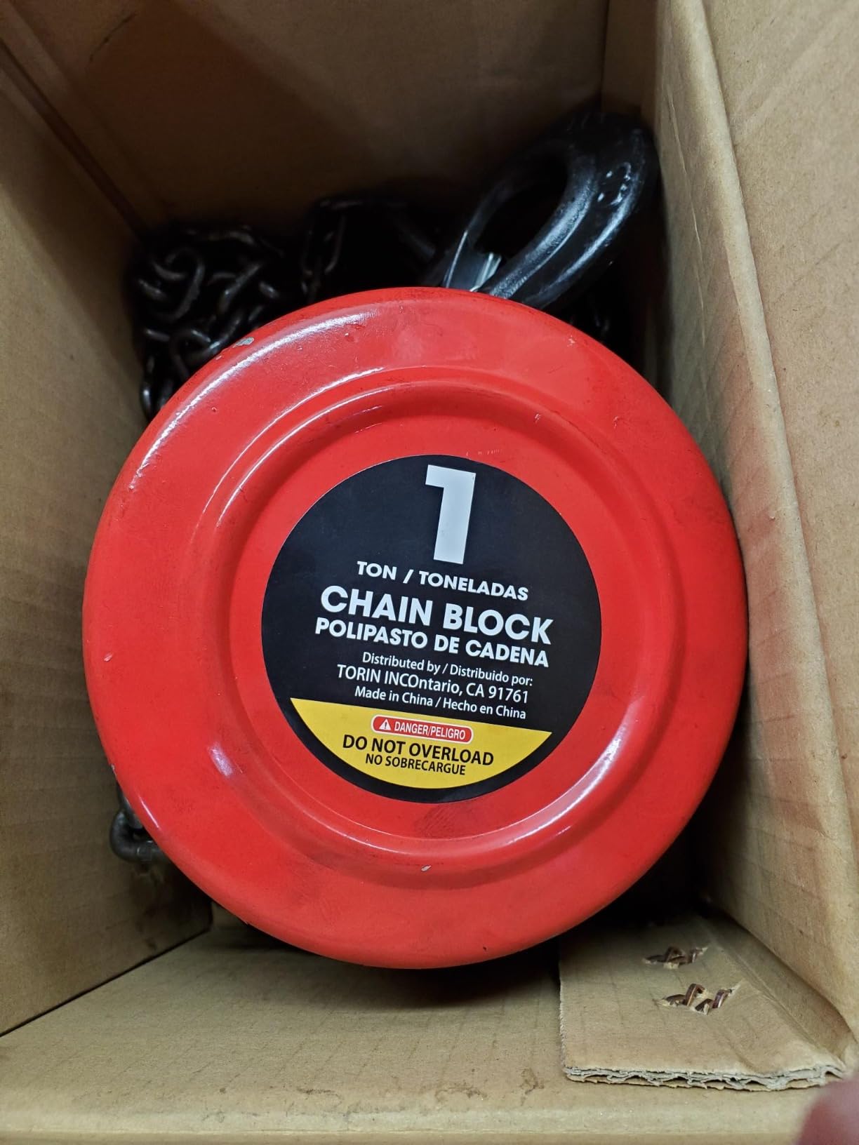TR9010-5 Torin Hand Chain Hoist: 2 Heavy Duty Hooks, 8ft/2.5m Chain Length for Warehouse Building and Automotive Machinery, 1 Ton (2000 Lbs.) Capacity, Red customer photo 2