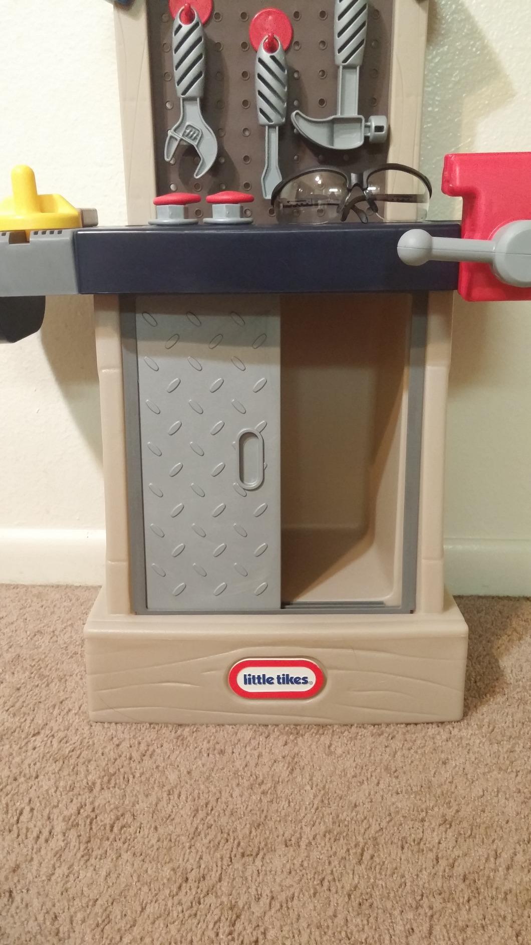 Little Tikes Tough Workshop Beige customer photo 2