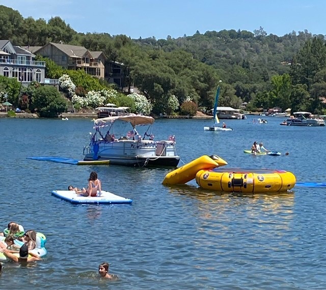 Island Hopper 13' Bounce N Splash Padded Water Bouncer - Durable Inflatable Trampoline - Spring-Less Design with Foam Padding - Water Trampoline for Lake Supports 500 lbs customer photo 2