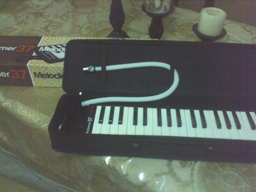 Hohner Performer 37 Key Melodica - Black customer photo 2